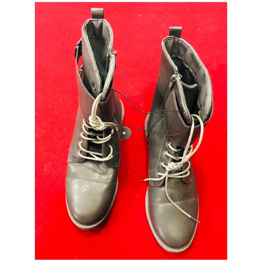 New arrival boots